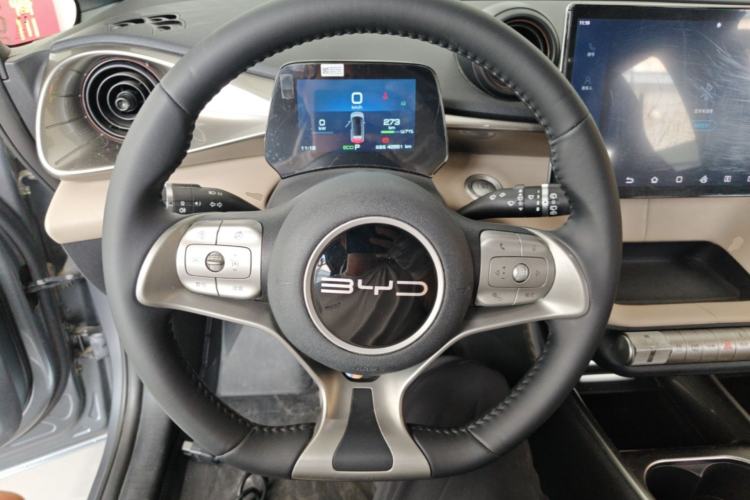 Used BYD Dolphin 2023 420 km Fashion Edition Steering Wheel
