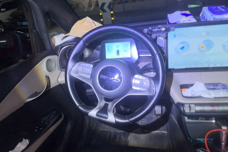 Used BYD Dolphin 2023 420 km Fashion Edition Steering Wheel