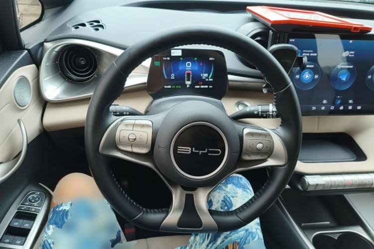 Used BYD Dolphin 2023 420 km Fashion Edition Steering Wheel