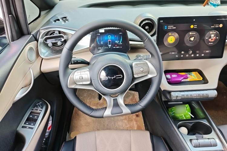 Used BYD Dolphin 2023 420 km Fashion Edition Steering Wheel