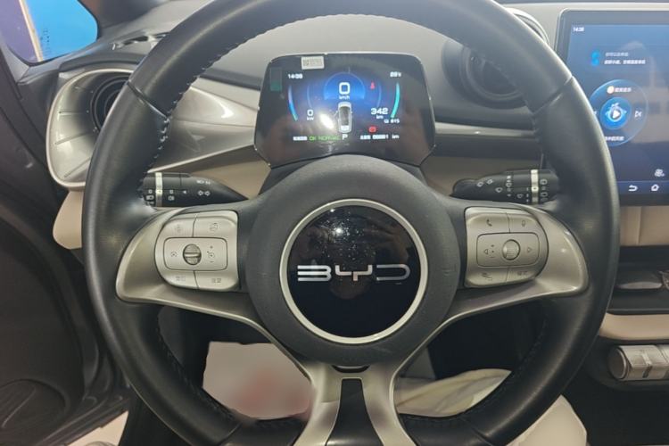 Used BYD Dolphin 2023 420 km Fashion Edition Steering Wheel