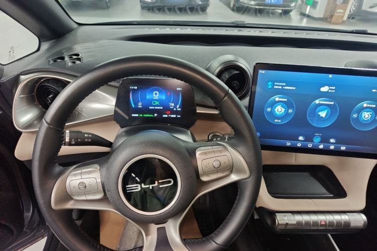 Used BYD Dolphin 2023 420 km Fashion Edition Steering Wheel
