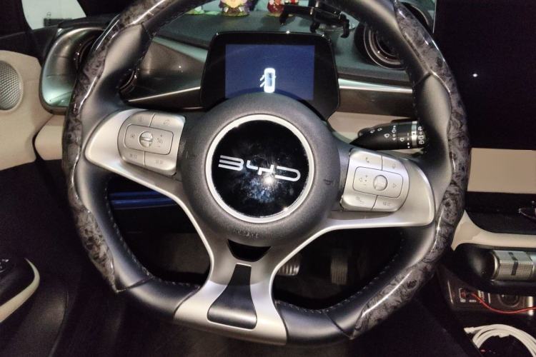Used BYD Dolphin 2023 420 km Fashion Edition Steering Wheel