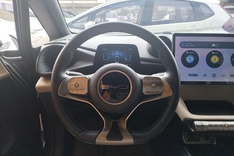 Used BYD Dolphin 2023 420 km Fashion Edition Steering Wheel