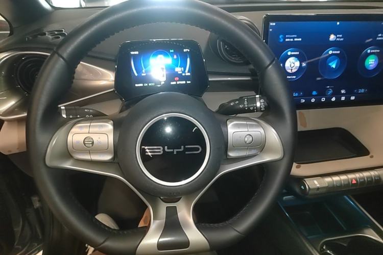 Used BYD Dolphin 2023 420 km Fashion Edition Steering Wheel