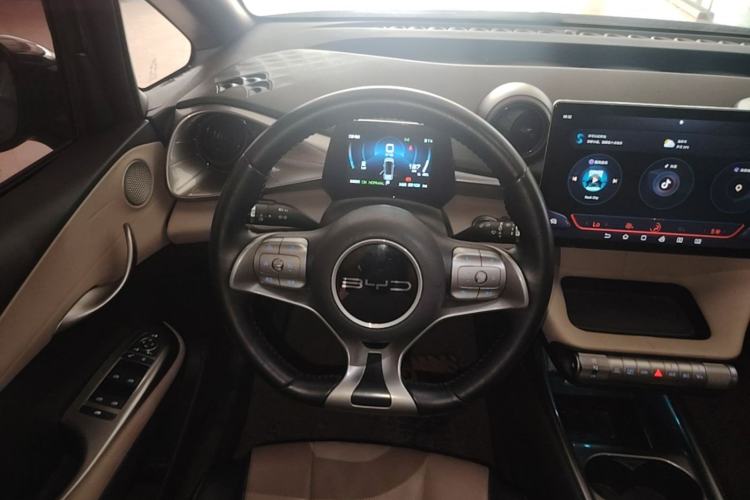 Used BYD Dolphin 2023 420 km Fashion Edition Steering Wheel