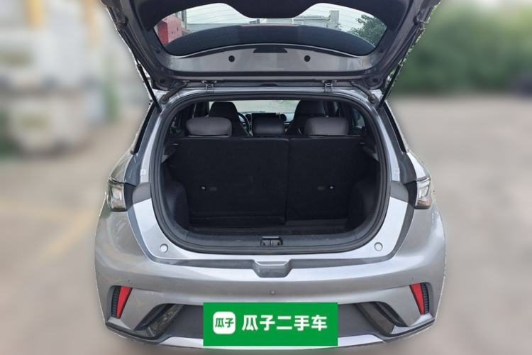 Used BYD Dolphin 2023 420 km Fashion Edition Trunk