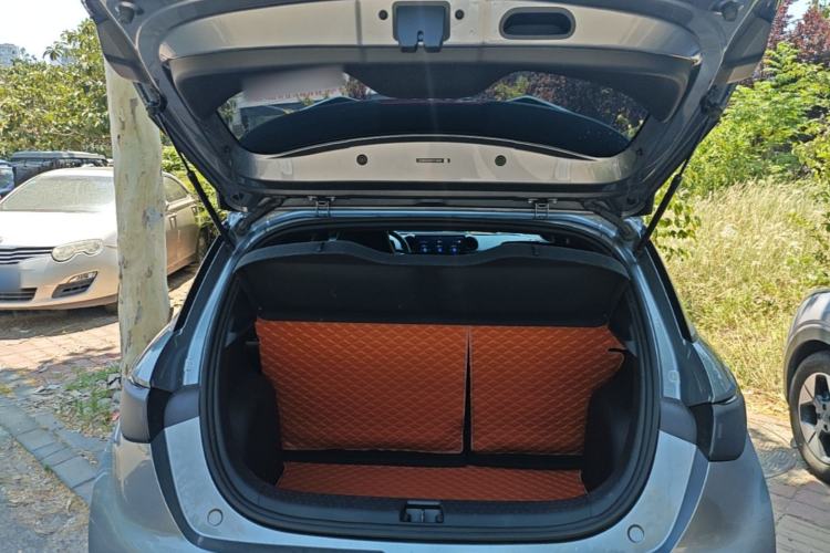 Used BYD Dolphin 2023 420 km Fashion Edition Trunk