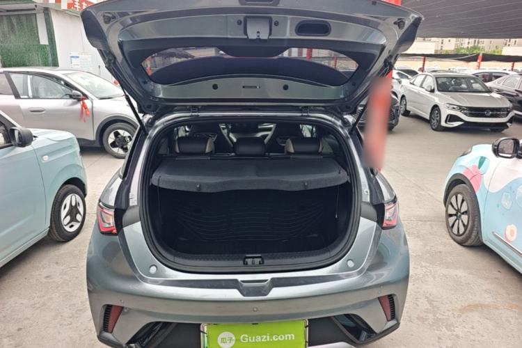 Used BYD Dolphin 2023 420 km Fashion Edition Trunk