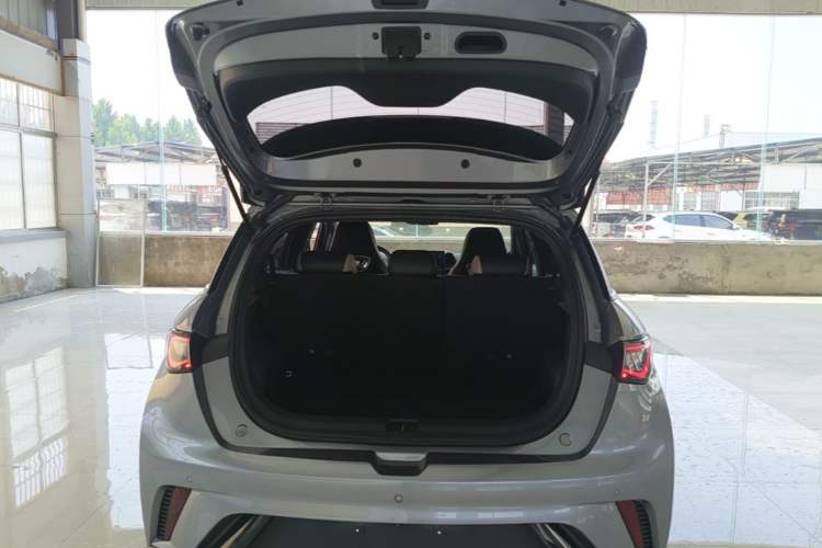 Used BYD Dolphin 2023 420 km Fashion Edition Trunk