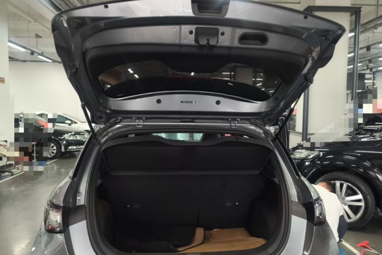 Used BYD Dolphin 2023 420 km Fashion Edition Trunk