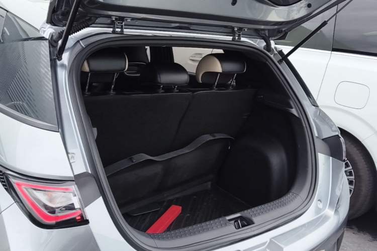 Used BYD Dolphin 2023 420 km Fashion Edition Trunk