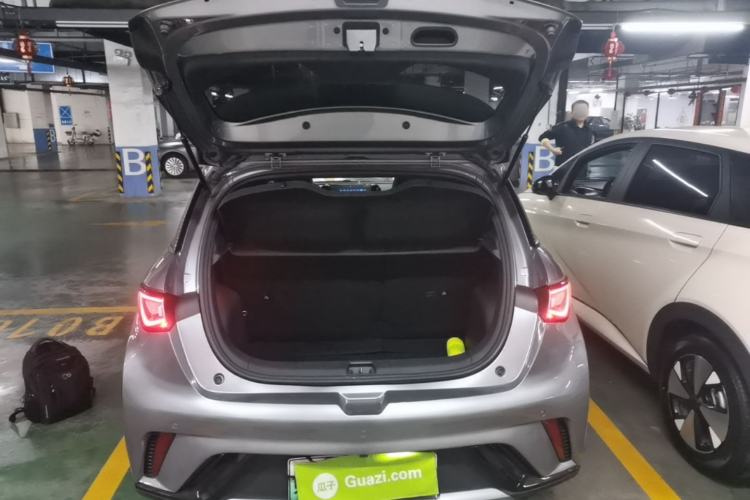 Used BYD Dolphin 2023 420 km Fashion Edition Trunk