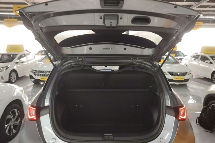 Used BYD Dolphin 2023 420 km Free Version Trunk