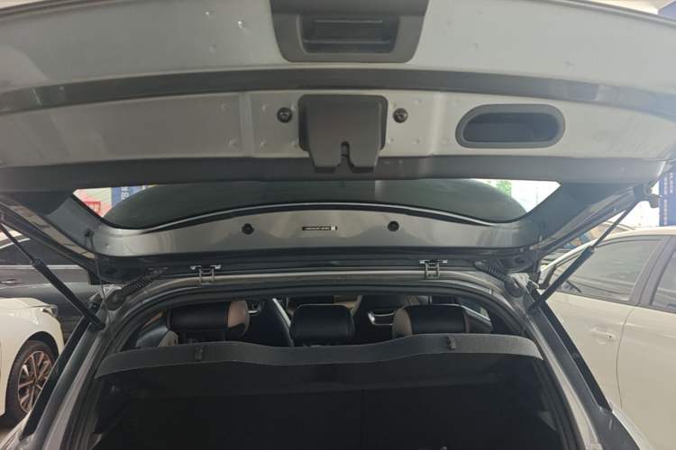Used BYD Dolphin 2023 420 km Fashion Edition Trunk