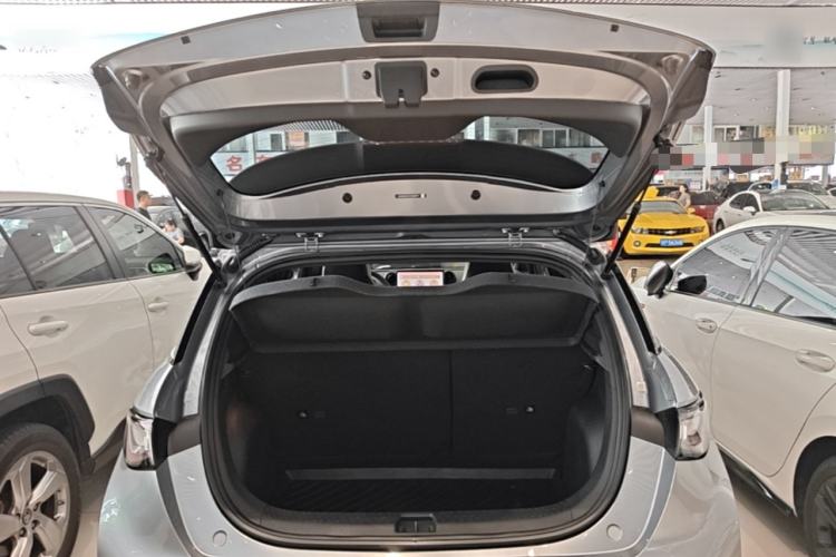 Used BYD Dolphin 2023 420 km Fashion Edition Trunk