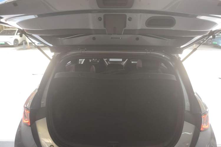 Used BYD Dolphin 2023 420 km Fashion Edition Trunk