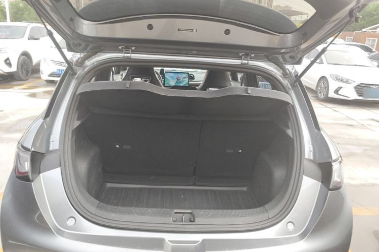 Used BYD Dolphin 2023 420 km Fashion Edition Trunk