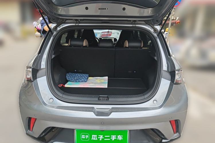 Used BYD Dolphin 2023 420 km Fashion Edition Trunk