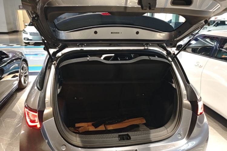 Used BYD Dolphin 2023 420 km Fashion Edition Trunk
