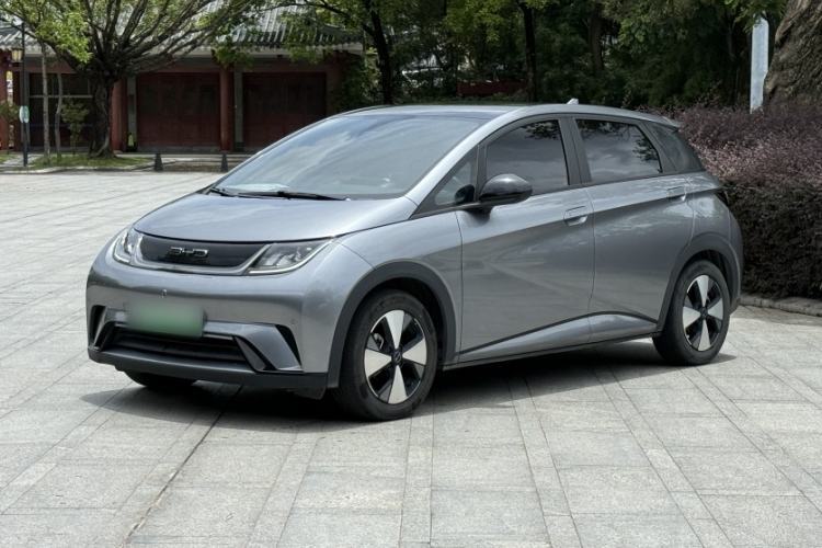 Used BYD Dolphin 2023 420 km Fashion Edition Guazi used car, China used car export, Used car for sale, Used  cars, Cheapest cars for sale