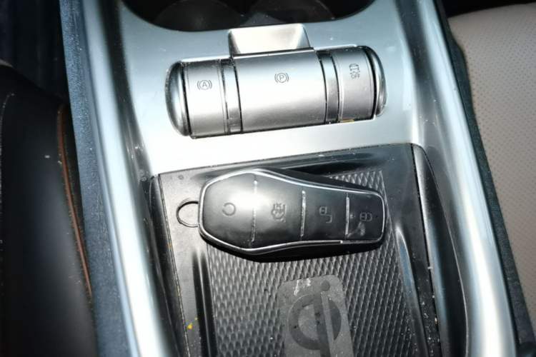 Used BYD Dolphin 2023 420 km Fashion Edition Vehicle Key