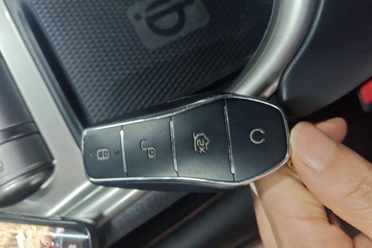 Used BYD Dolphin 2023 420 km Fashion Edition Vehicle Key