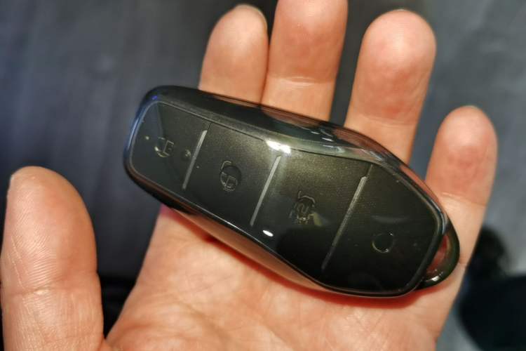 Used BYD Dolphin 2023 420 km Free Version Vehicle Key