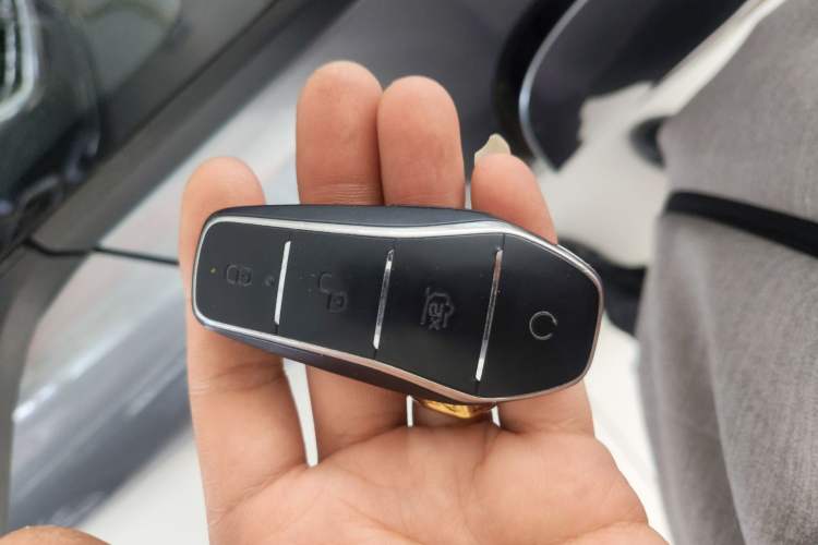 Used BYD Dolphin 2023 420 km Fashion Edition Vehicle Key