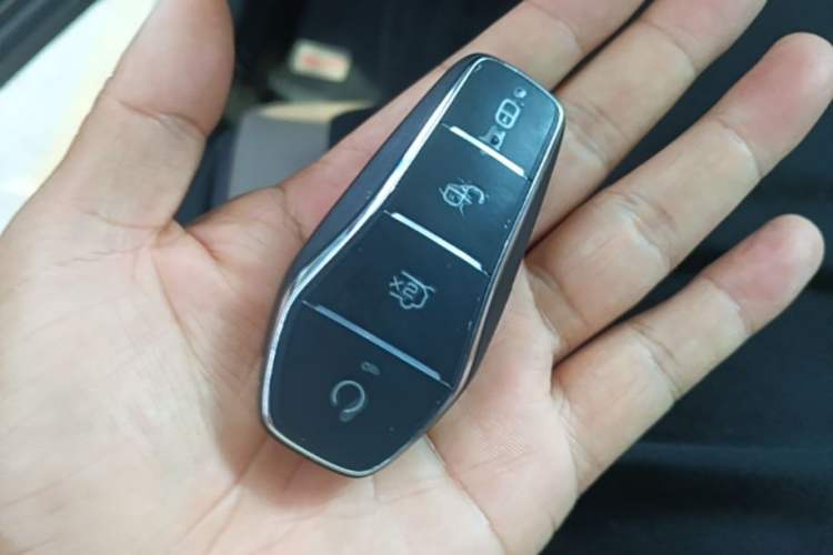 Used BYD Dolphin 2023 420 km Fashion Edition Vehicle Key