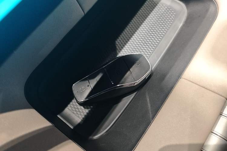Used BYD Dolphin 2023 420 km Fashion Edition Vehicle Key