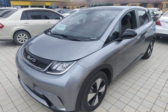 Used BYD Dolphin 2023 420 km Fashion Edition