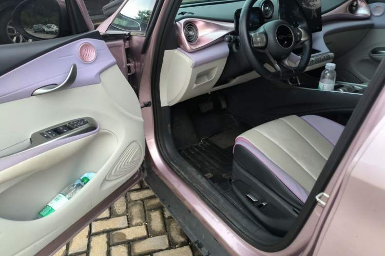 Used BYD Dolphin 2023 420 km Fashion Edition Driver Seat