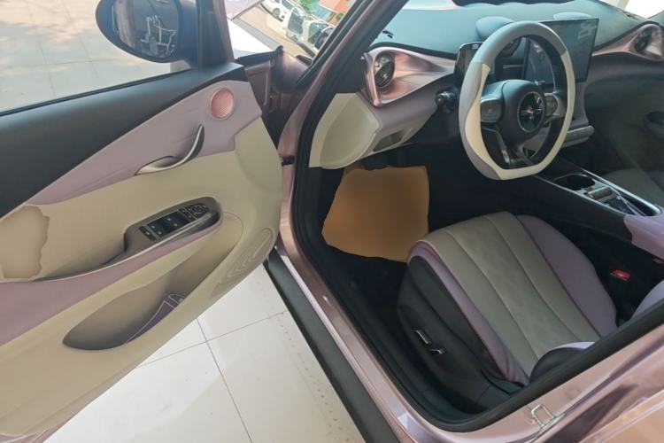 Used BYD Dolphin 2023 420 km Fashion Edition Driver Seat