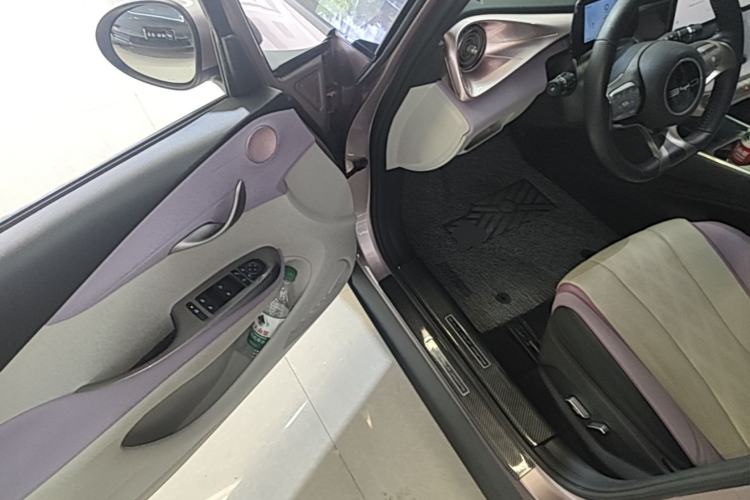 Used BYD Dolphin 2023 420 km Free Version Driver Seat