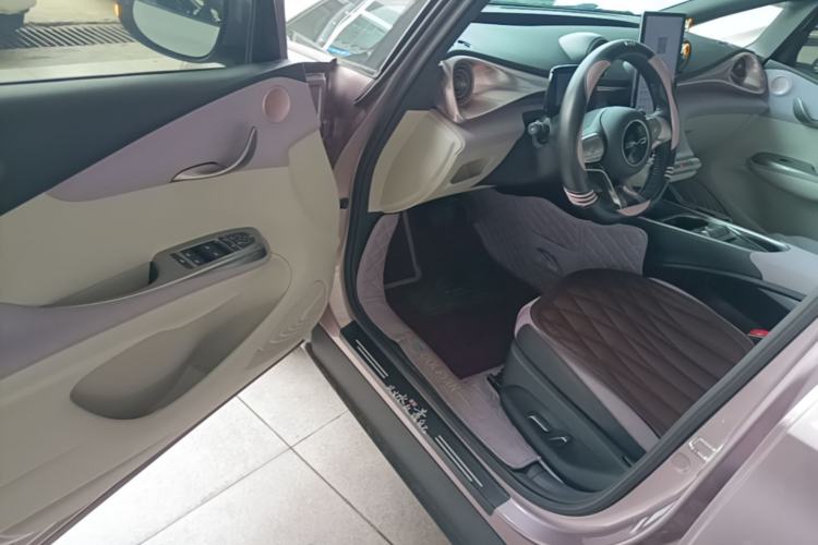 Used BYD Dolphin 2023 420 km Fashion Edition Driver Seat