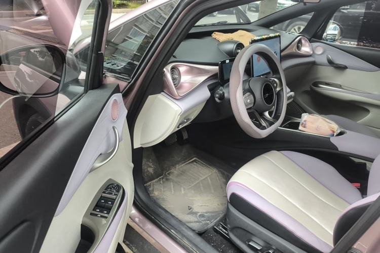 Used BYD Dolphin 2023 420 km Fashion Edition Driver Seat