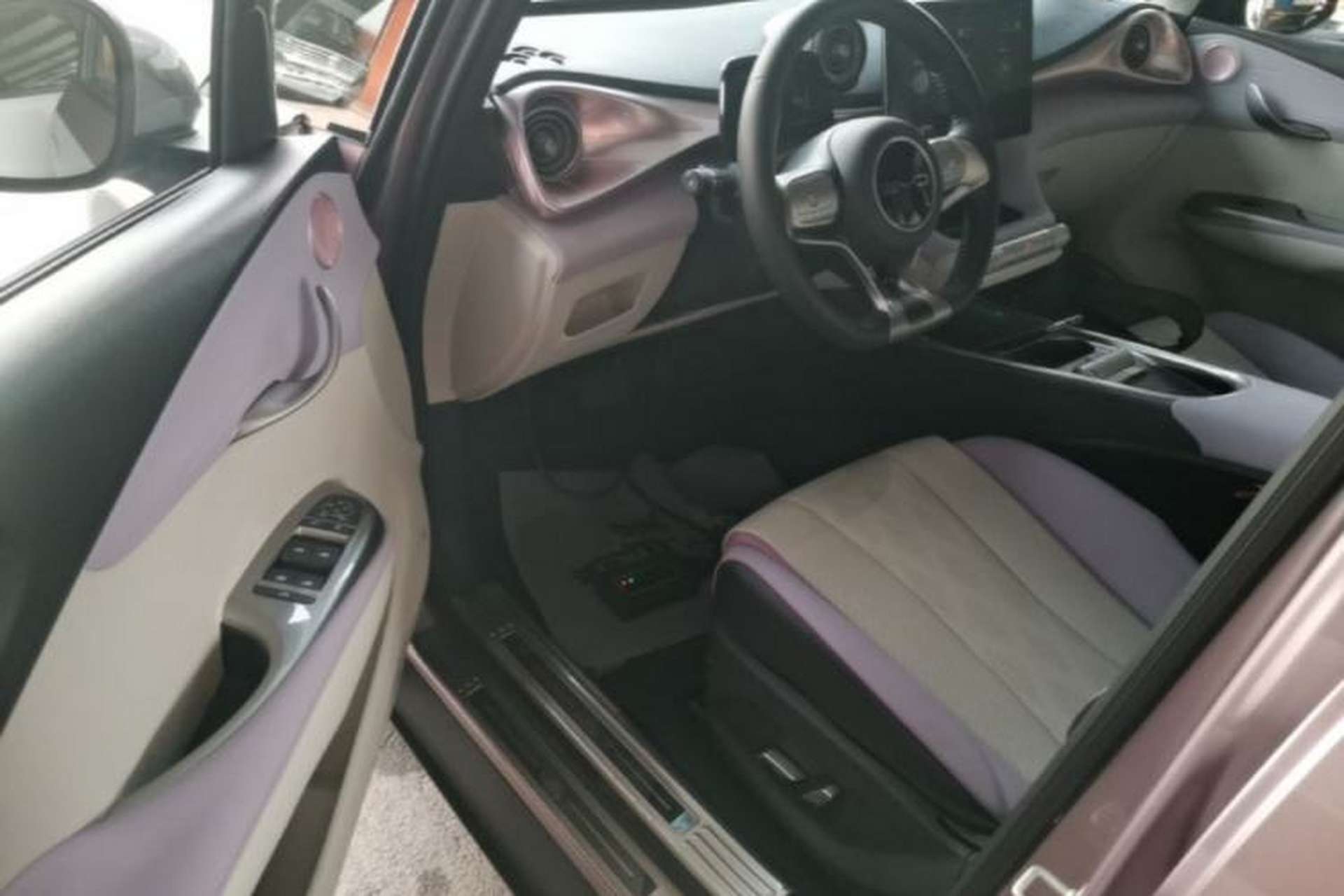 Used BYD Dolphin 2023 420 km Free Version Driver Seat