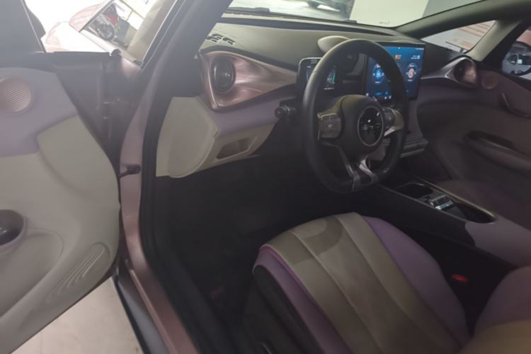 Used BYD Dolphin 2023 420 km Fashion Edition Driver Seat