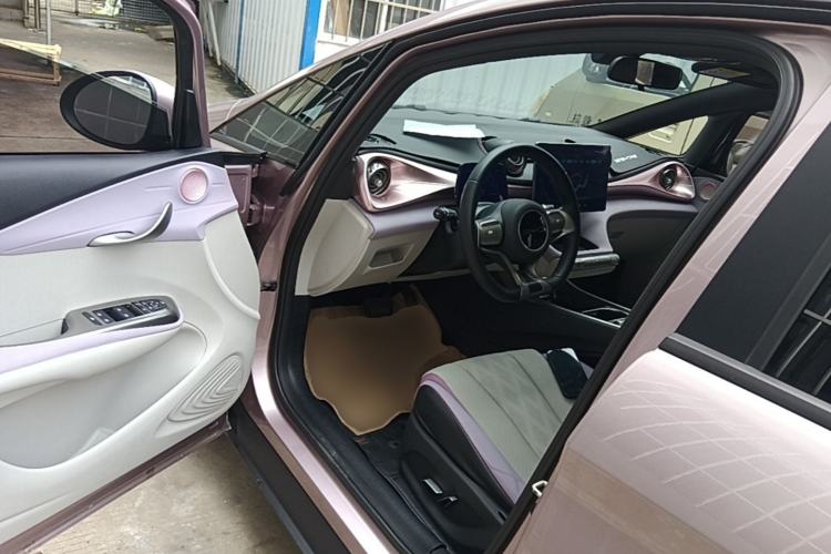 Used BYD Dolphin 2023 420 km Fashion Edition Driver Seat