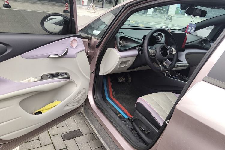 Used BYD Dolphin 2023 420 km Fashion Edition Driver Seat