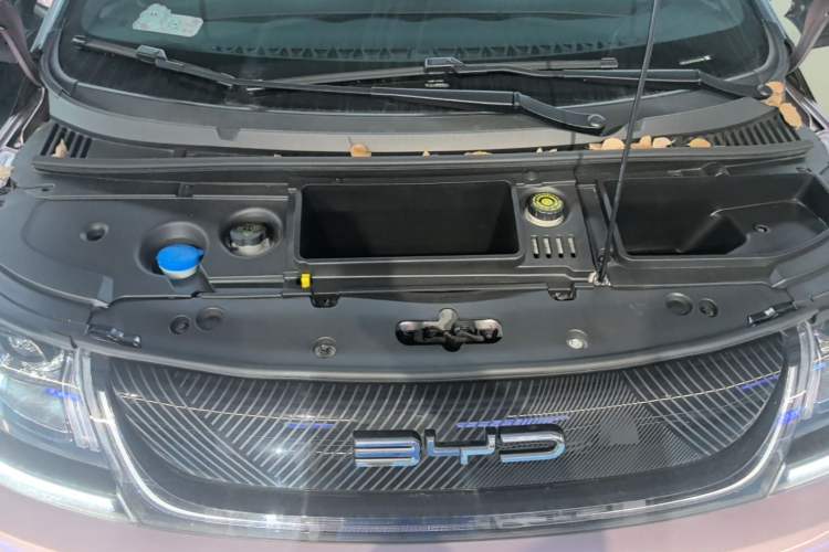Used BYD Dolphin 2023 401km Knight Edition Engine Bay