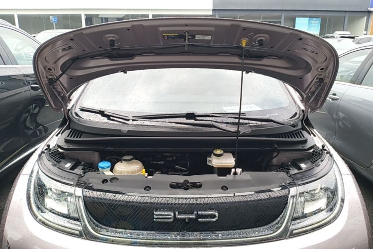 Used BYD Dolphin 2023 420 km Fashion Edition Engine Bay