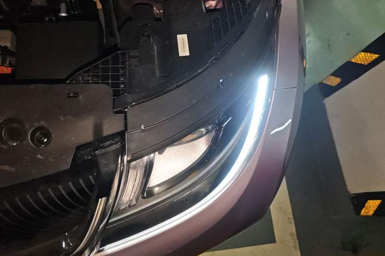 Used BYD Dolphin 2023 420 km Fashion Edition Engine Bay Left