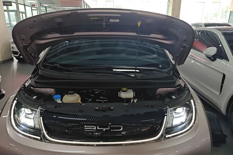 Used BYD Dolphin 2023 420 km Fashion Edition Engine Bay