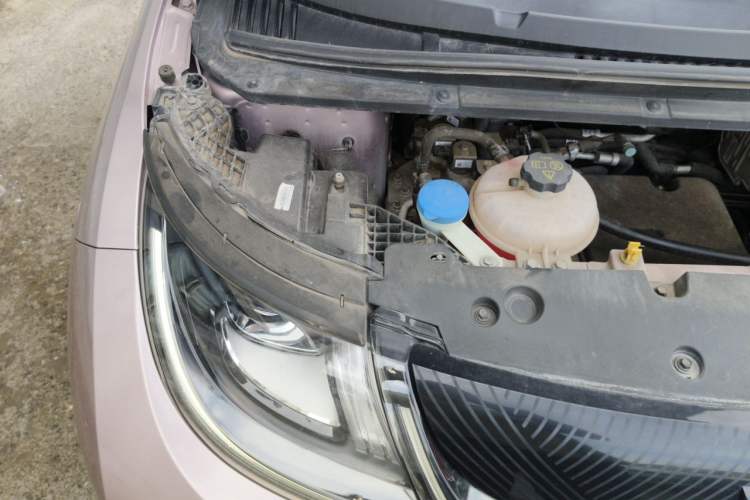 Used BYD Dolphin 2023 420 km Fashion Edition Engine Bay Right