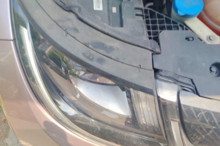 Used BYD Dolphin 2023 420 km Fashion Edition Engine Bay Right