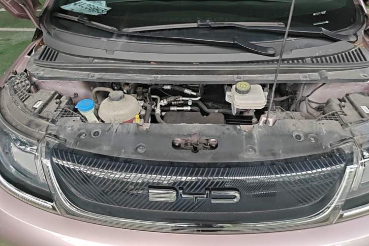 Used BYD Dolphin 2023 420 km Fashion Edition Engine Bay