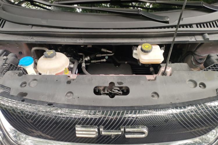Used BYD Dolphin 2023 420 km Fashion Edition Engine Bay