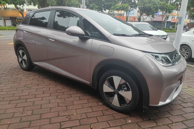Used BYD Dolphin 2023 420 km Free Version Exterior 1